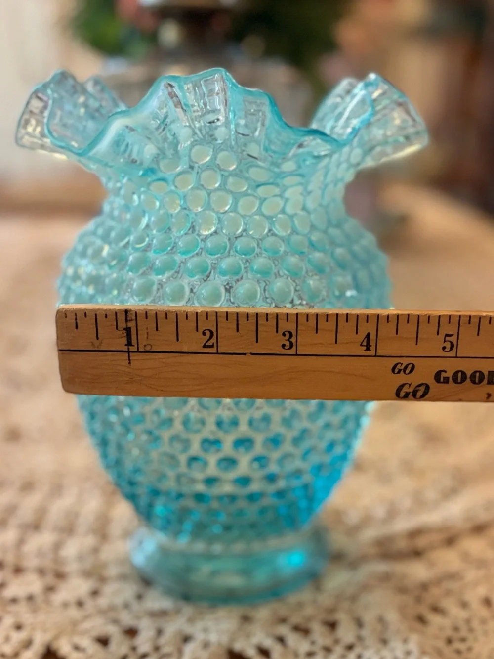 Fenton charming vintage